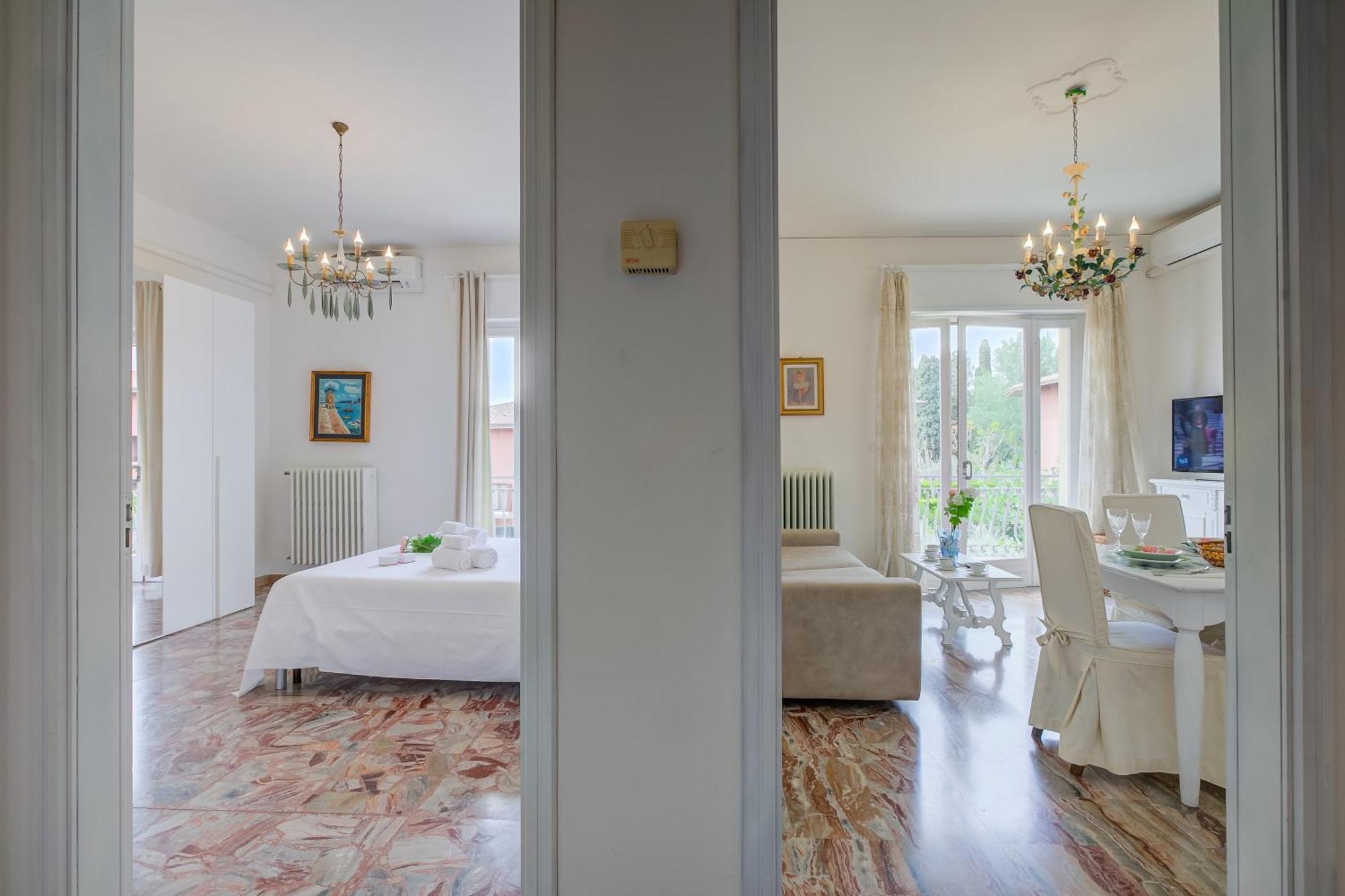 Casa Milly - Happy Rentals Desenzano del Garda Exteriör bild